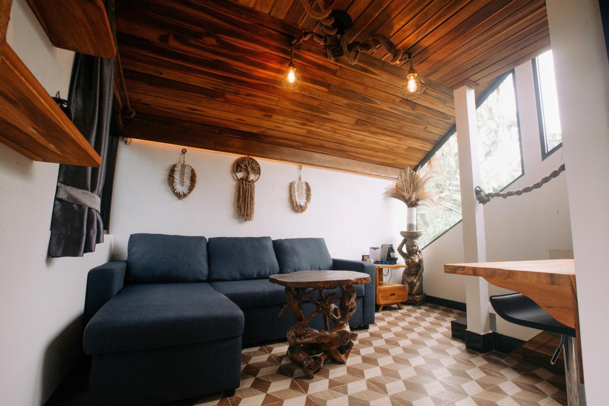 Ayumar Homestay Medewi Пулукан Номер фото