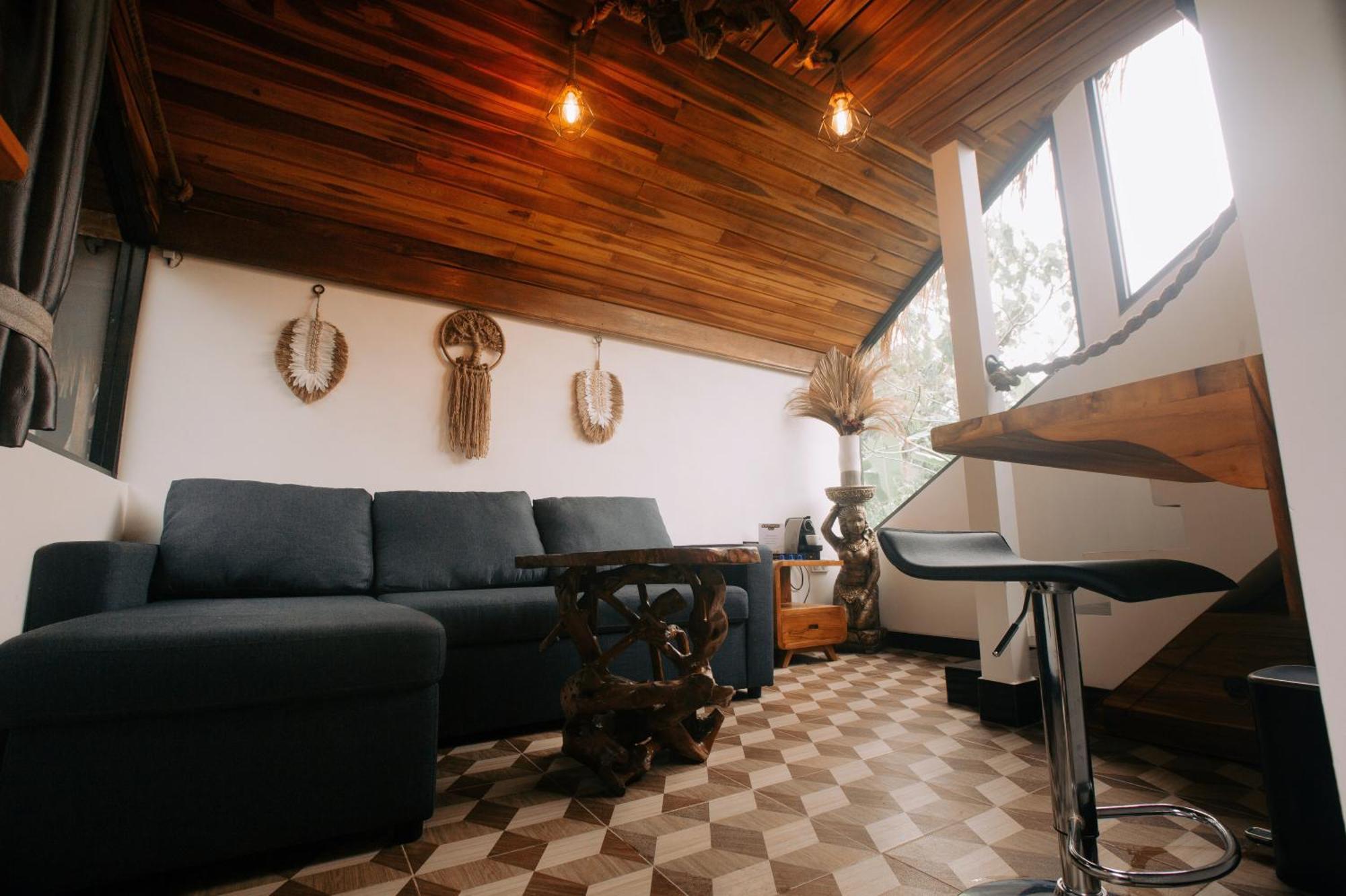 Ayumar Homestay Medewi Пулукан Номер фото